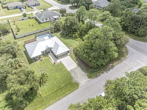 7926 102nd Ave, Vero Beach, FL 32967