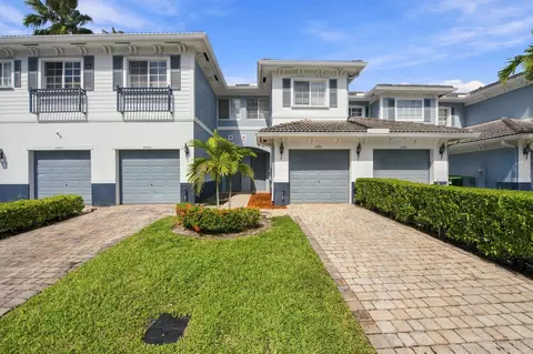 3593 NW 13th St, Lauderhill, FL 33311