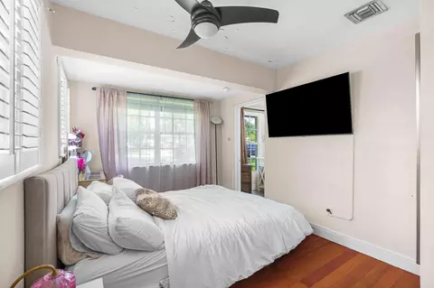 Bedroom - 2396 SE 6th St, Pompano Beach, FL 33062 photo 8 of 9