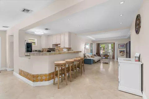 Other - 2396 SE 6th St, Pompano Beach, FL 33062 photo 4 of 9