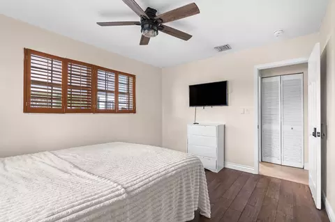 Bedroom - 2396 SE 6th St, Pompano Beach, FL 33062 photo 6 of 9