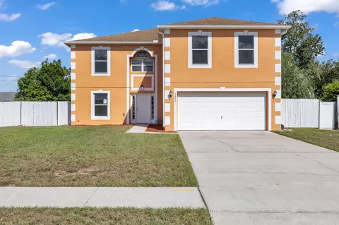 2824 E Corrigan Dr, Deltona, FL 32738