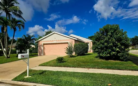 1213 Pine Sage Cir, West Palm Beach, FL 33409