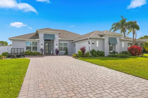 6020 NW Winfield Dr, Port Saint Lucie, FL 34986