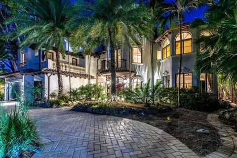 42 Nurmi Dr, Fort Lauderdale, FL 33301