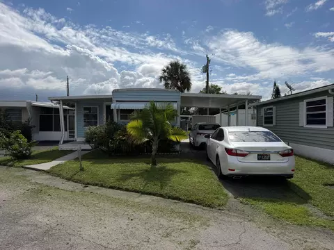 8640 SW 15th Ct, Davie, FL 33324