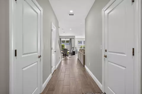 532 Sanderling Cir, Deerfield Beach, FL 33442