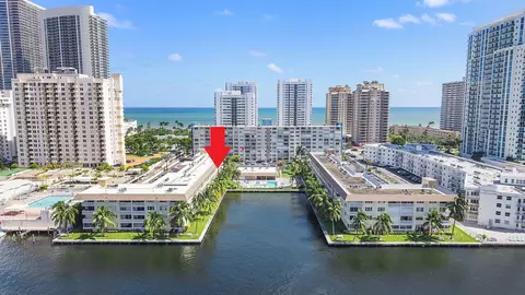 1889 S Ocean Dr #203, Hallandale Beach, FL 33009