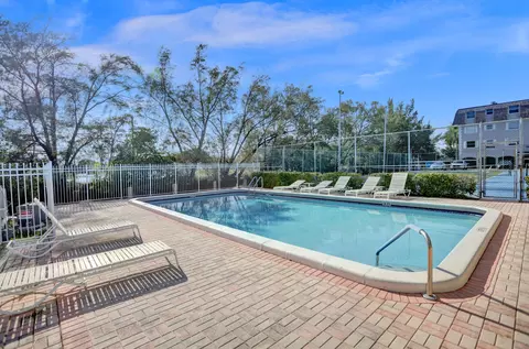 5911 NE 14th Ln #201S, Fort Lauderdale, FL 33334