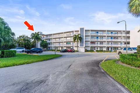 401 Greenbrier A, West Palm Beach, FL 33417