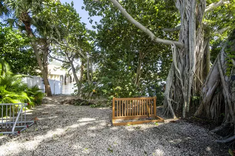 Exterior - 478 Tequesta Dr #115, Tequesta, FL 33469 photo 4 of 5