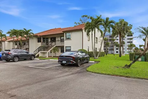 4880 Lucerne Lakes Blvd W #206, Lake Worth, FL 33467