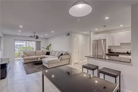 6295 Bay Club Dr #1, Fort Lauderdale, FL 33308