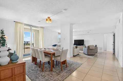 610 Clematis St #700, West Palm Beach, FL 33401
