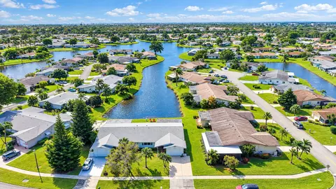 6194 Lasalle Rd, Delray Beach, FL 33484