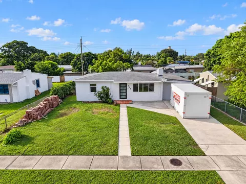 528 Beech Rd, West Palm Beach, FL 33409