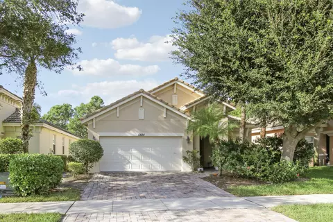 5824 SE Crooked Oak Ave, Hobe Sound, FL 33455