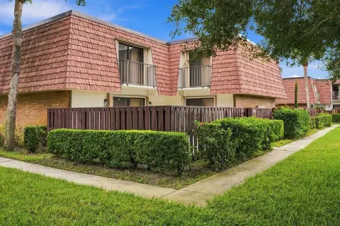 3015 SW Sunset Trace Cir, Palm City, FL 34990