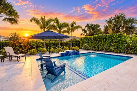 9940 Regency Way, Palm Beach Gardens, FL 33412