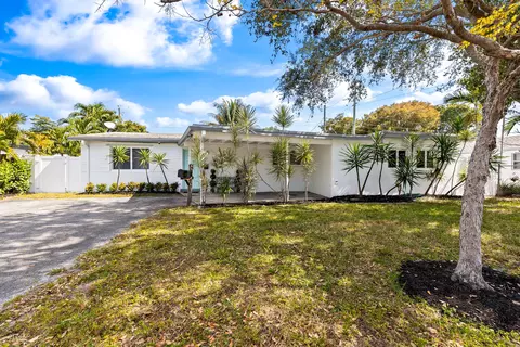 5660 NE 2nd Ter, Oakland Park, FL 33334