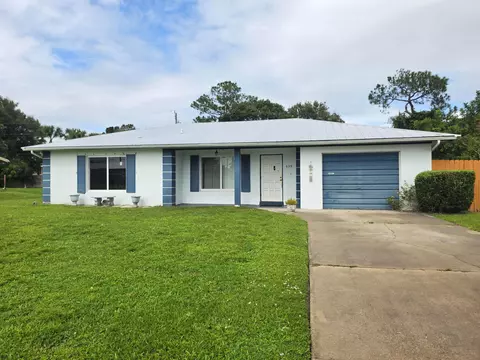 629 Beach Ave, Port Saint Lucie, FL 34952