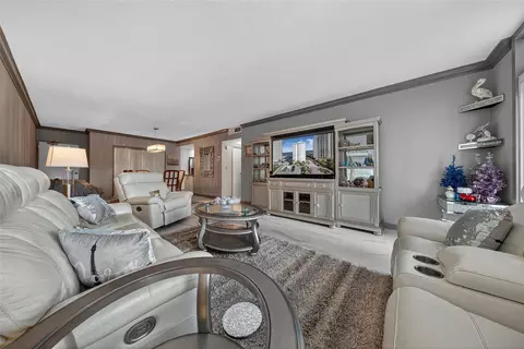 4250 Galt Ocean Dr #15M, Fort Lauderdale, FL 33308
