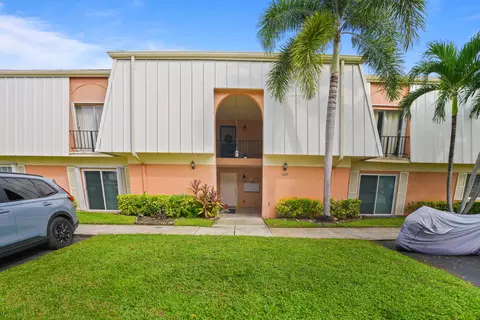 3600 Citrus Trce #1, Davie, FL 33328