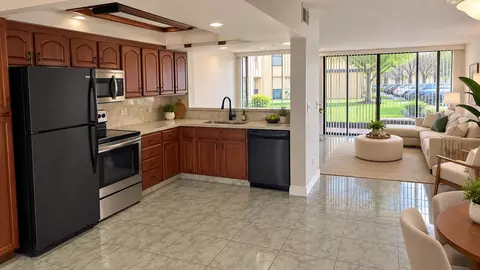8701 SW 30th St #205, Davie, FL 33328