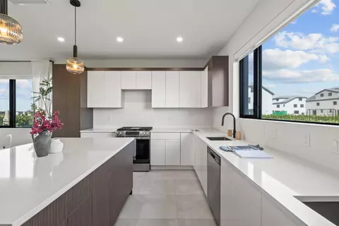 Kitchen - 1875 Rashi Dr, Okeechobee, FL 34974 photo 5 of 5