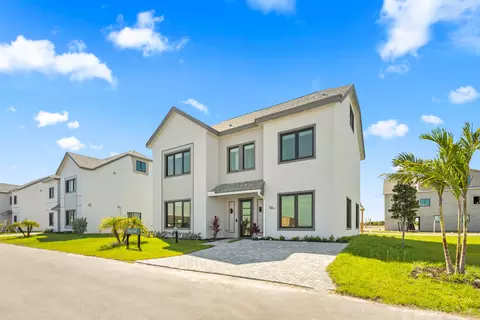 Exterior - 1841 Rashi Dr, Okeechobee, FL 34974 photo 4 of 6