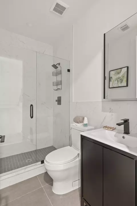 Bath - 1346 Binyamina Pl, Okeechobee, FL 34974 photo 2 of 10