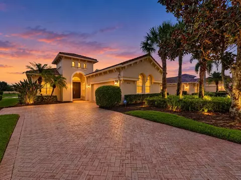 9012 Champions Way, Port Saint Lucie, FL 34986