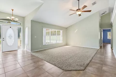 Living - 4575 SW 115th St, Ocala, FL 34476 photo 2 of 8