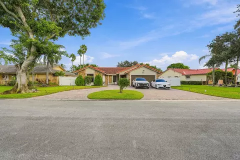 331 NW 107th Ave, Coral Springs, FL 33071