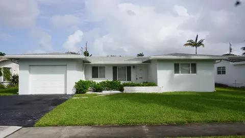 3815 Arthur St, Hollywood, FL 33021