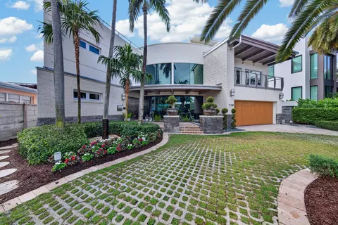 1736 SE 13th St, Fort Lauderdale, FL 33316