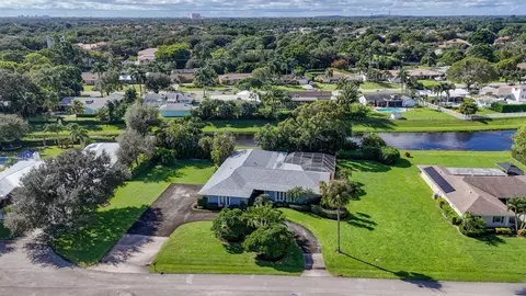 4632 Juniper Ln, Palm Beach Gardens, FL 33418