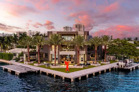 3024 NE 26th St, Fort Lauderdale, FL 33305
