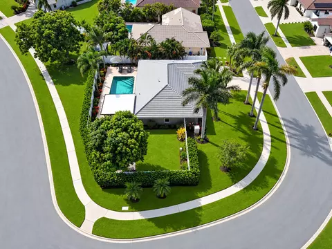 400 NW 72nd St, Boca Raton, FL 33487