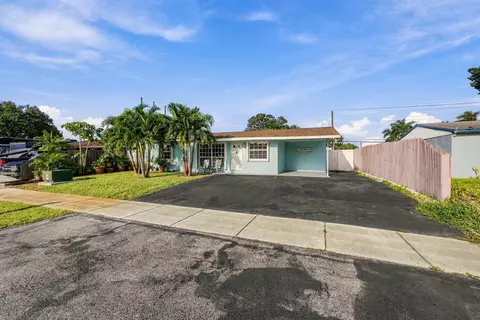 1761 SW 50th Ave, Fort Lauderdale, FL 33317