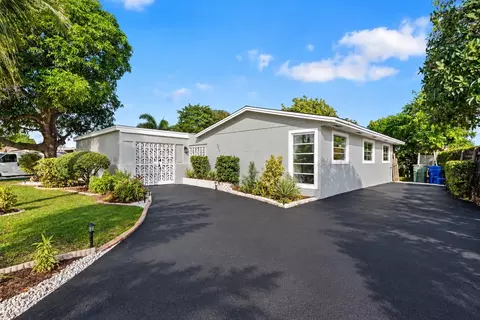 2010 Avenue H, Riviera Beach, FL 33404