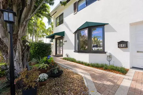 648 Kensington Pl, Wilton Manors, FL 33305