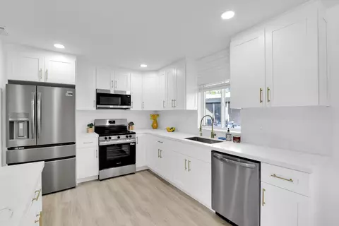 6068 Via Diana, Delray Beach, FL 33484