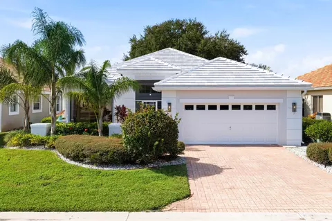 7954 SE Hempstead Cir, Hobe Sound, FL 33455