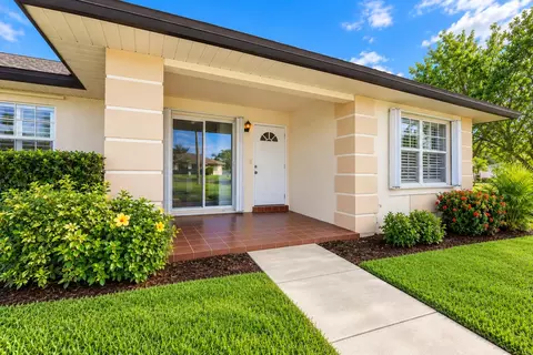 5791 Dream Ct #14D, Fort Pierce, FL 34982