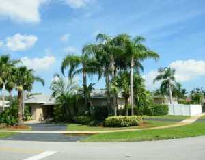 3690 E 1 Ave, Hialeah, FL 33013 photo 1