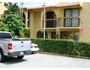 2320 W 68 St #2-3, Hialeah, FL 33016 photo 1