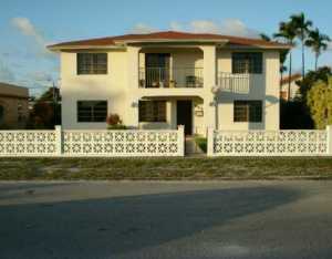 911 E 14 St, Hialeah, FL 33010 photo 1
