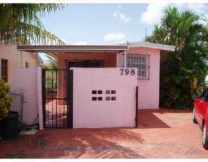 798 W 34 St, Hialeah, FL 33012 photo 1