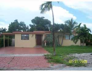 631 E 61 St, Hialeah, FL 33013 photo 1